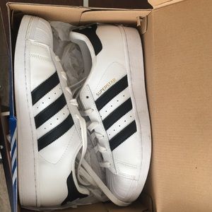 Adidas Superstar Shoes SIZE 6 1/2